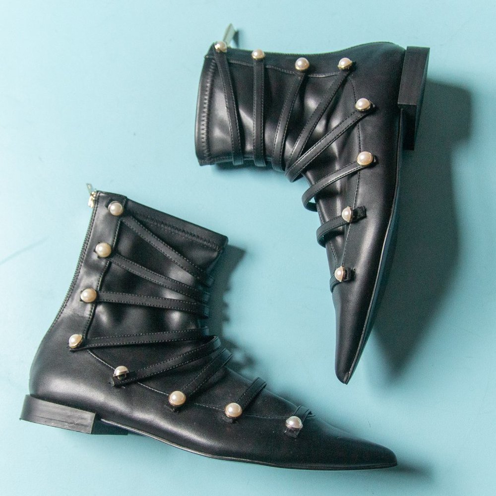 Zara Trafaluc Black Faux Leather Pearl Button Pointed Toe Witchy Boots Size 37